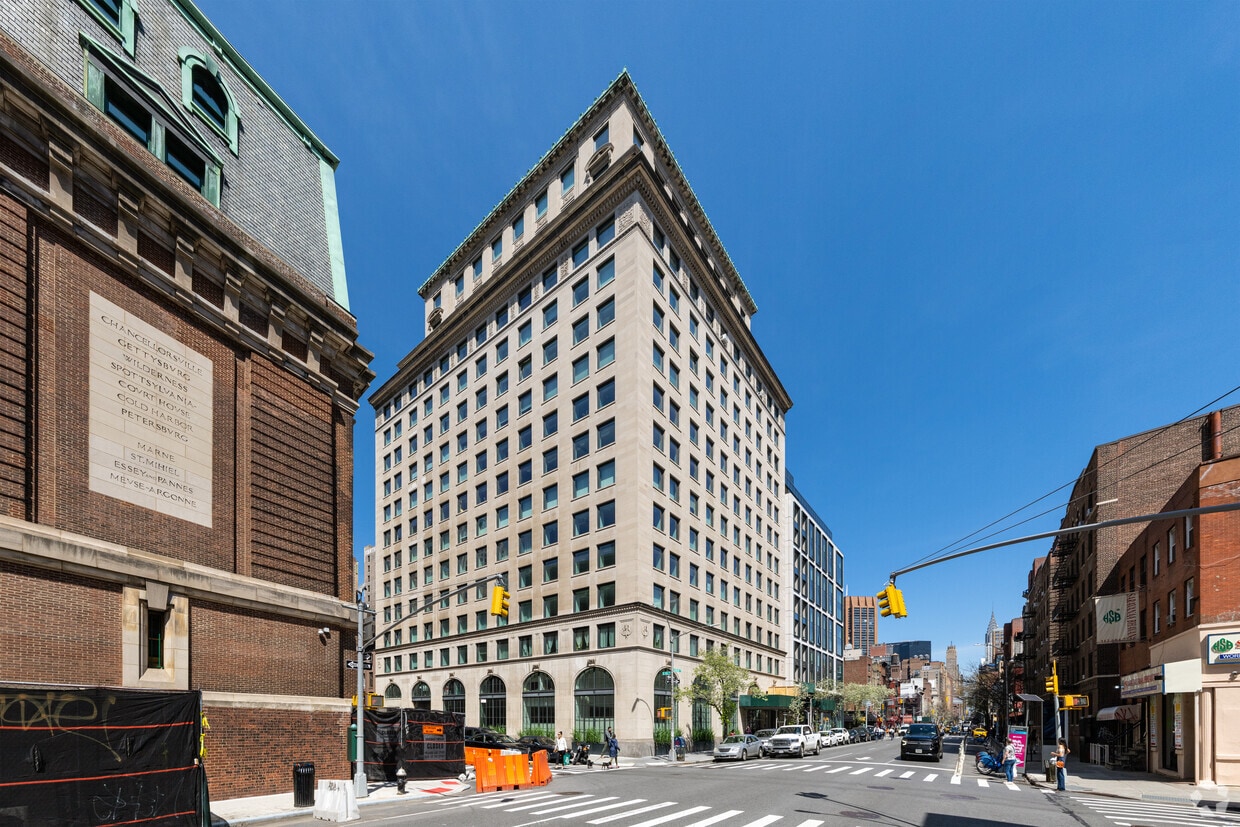 Primary Photo - 88 & 90 Lex