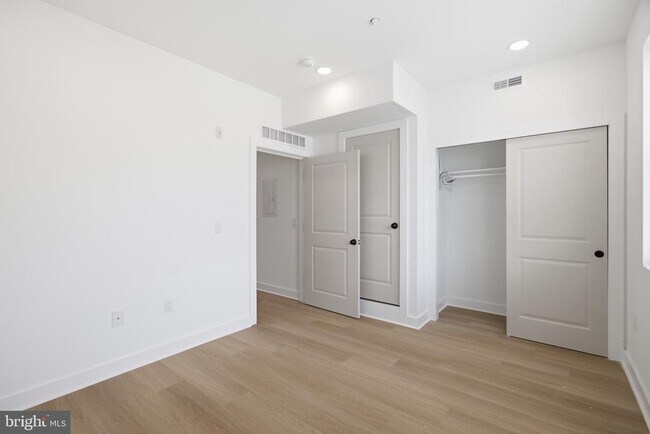 Foto del edificio - 2251 N 12th St