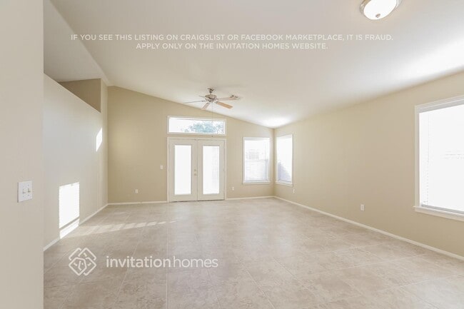 Foto del edificio - 10502 W Windsor Blvd