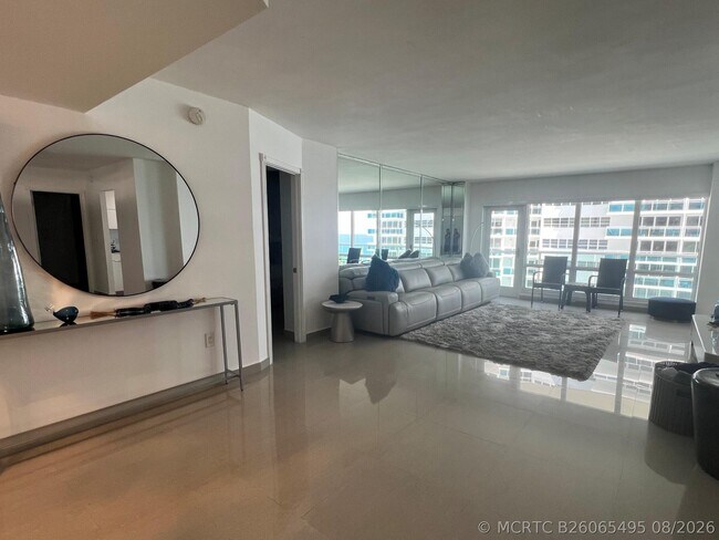 Building Photo - 3410 Galt Ocean Dr