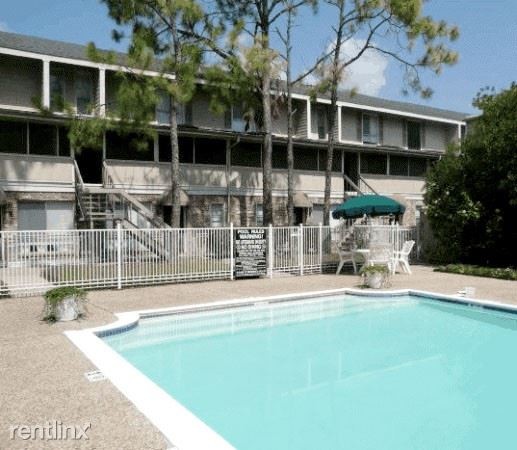 Primary Photo - 6015 Winsome Ln