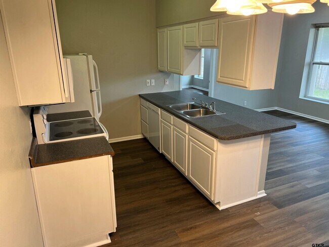 Foto del edificio - 19048 FM 2493