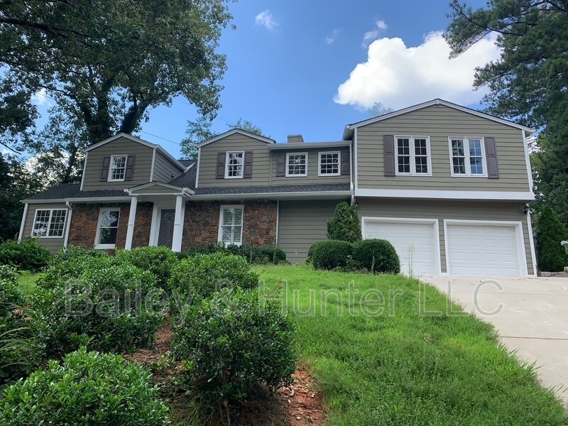 Foto principal - 610 Darlington Rd NE