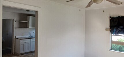 Building Photo - 6717 Avenue H