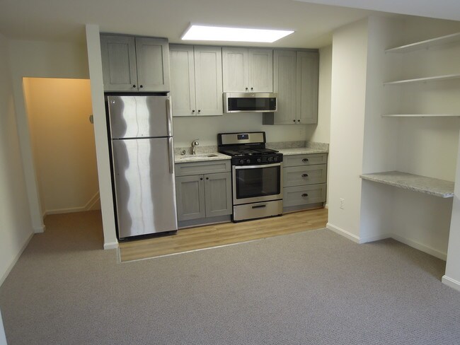 Building Photo - 763 Oella Ave