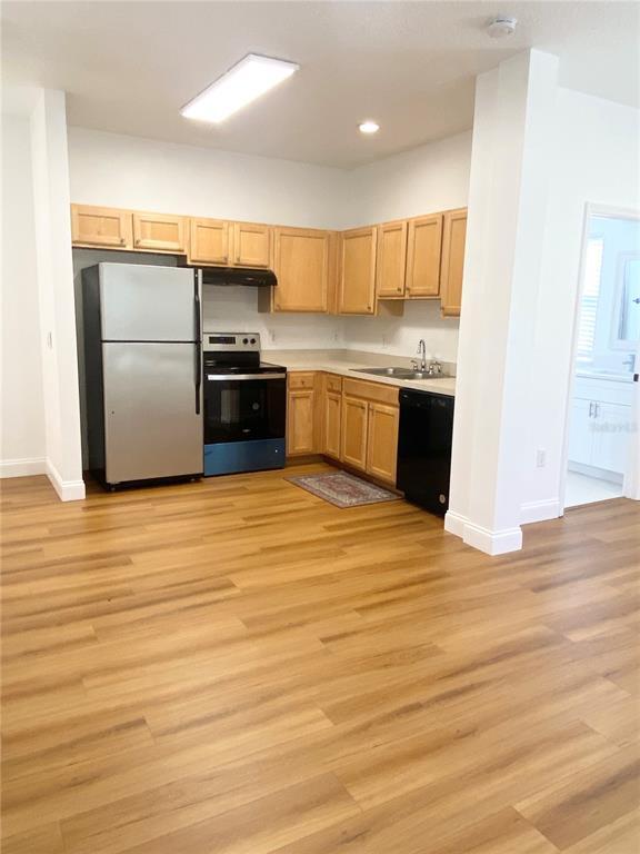 Building Photo - 812 Deer Woods Rd