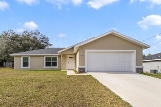 Building Photo - 8500 N Sussex Dr