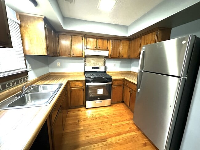 Building Photo - 8819 E Winner Rd