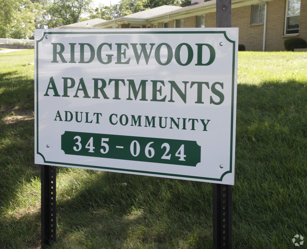 Building Photo - Ridgewood Apartments