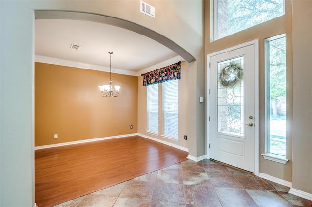 Foto del edificio - 816 Pinnacle Cir
