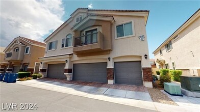 Building Photo - 10107 Sunset Palisades Way