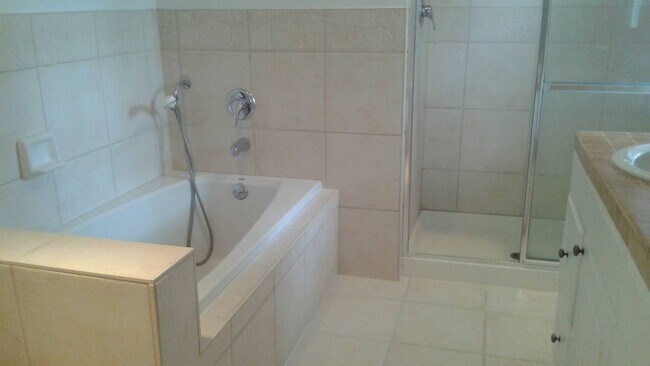 Foto del edificio - 94 Swan Ln