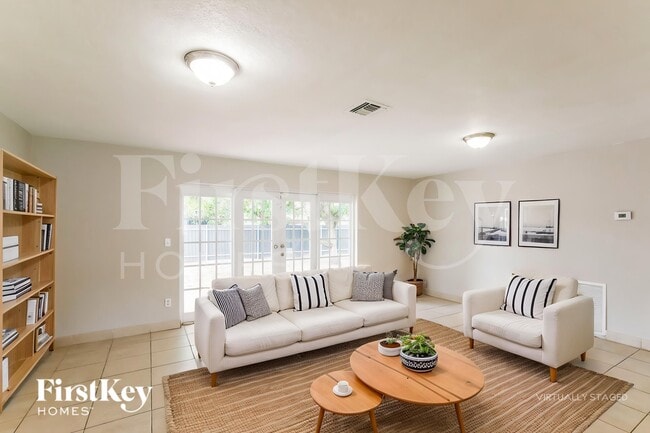 Foto del edificio - 4115 NW 185th St
