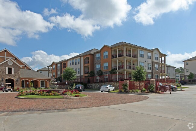 Foto del edificio - The Fountains of Conroe Apartment Homes