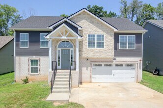 Building Photo - 1121 Cardinal Creek Dr