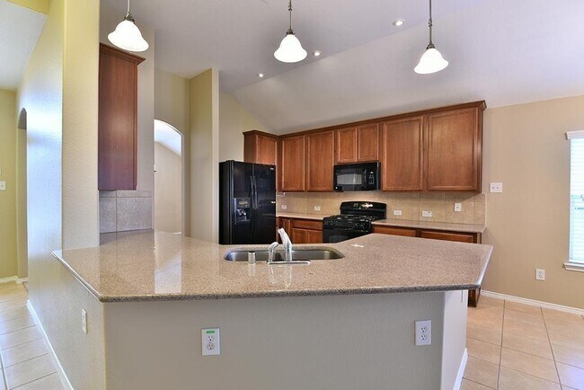 Building Photo - 2811 Lockeridge Pines Dr