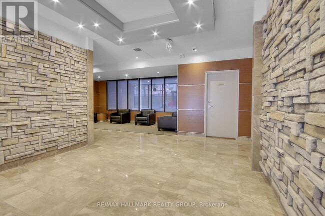 Photo du bâtiment - 470-470 Laurier Ave W
