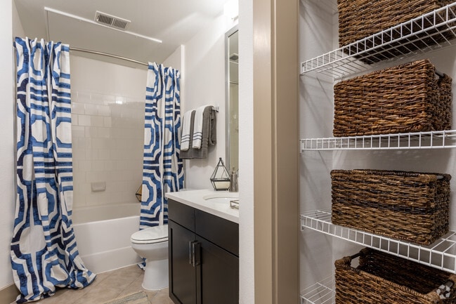 1BR,1BA - 710SF  A2  DREXEL - BATHROOM - Cortland Galleria