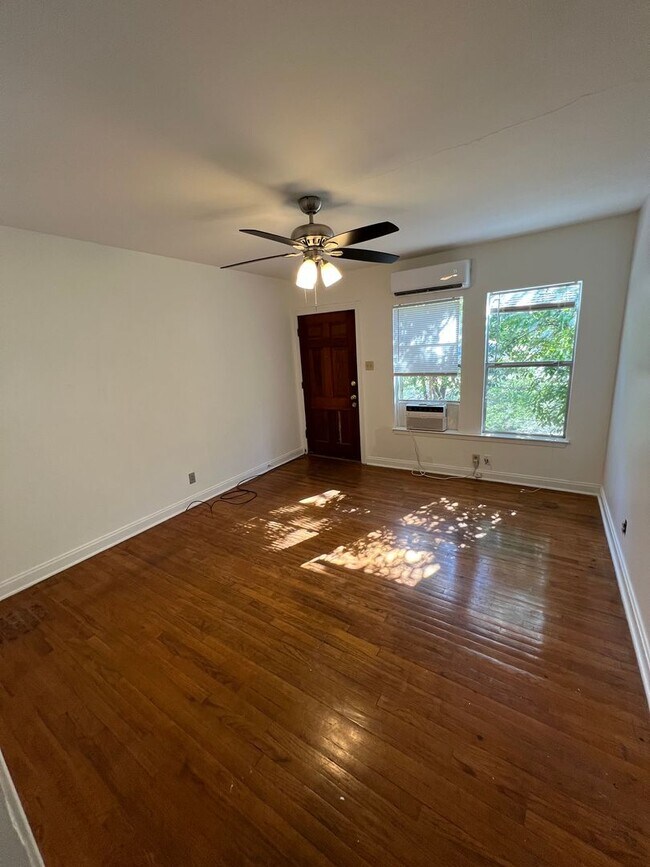 Foto del edificio - Fairview Properties