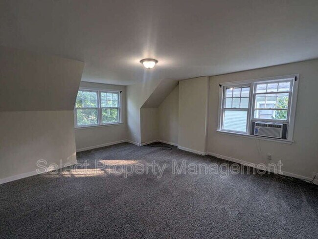 Building Photo - 1226 Elmwood Ave