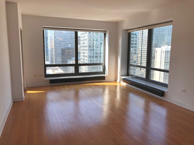 Foto del edificio - 130 N Garland Ct