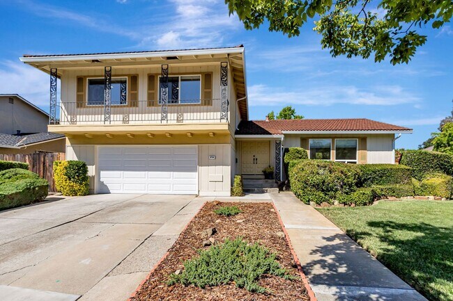 Foto del edificio - Stunning Updated Home in Almaden Valley