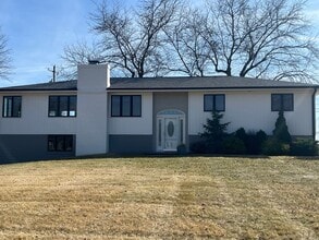 Building Photo - 719 Madden Rd