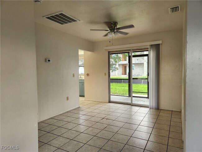 Foto del edificio - 107 SE 16th Terrace