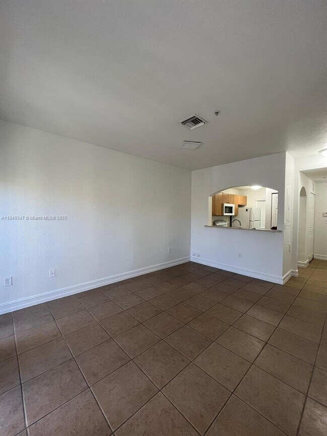 Foto del edificio - 7995 NW 8th St