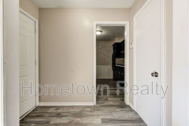 Photo - 333 NW 90th St House