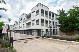 Building Photo - 1441 East St