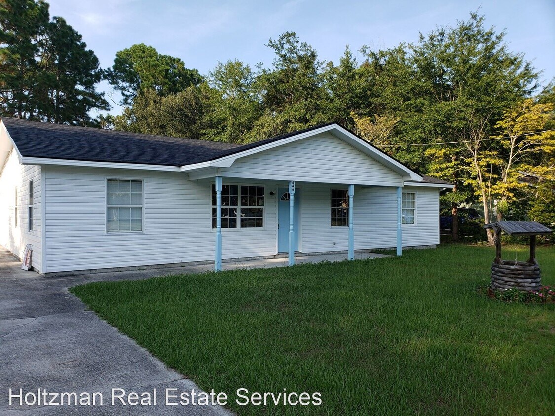 Primary Photo - 3 br, 2 bath House - 646 Lee Road