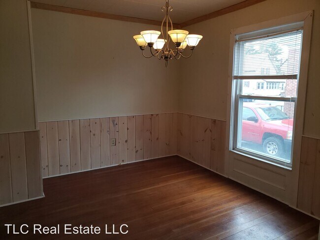 Foto del edificio - 3 br, 2 bath House - 36 Prospect Street