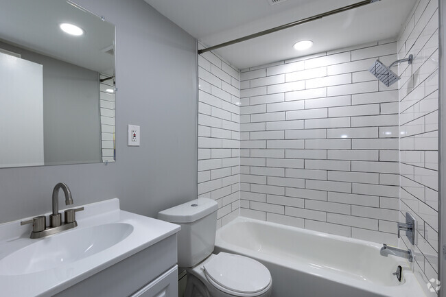 1BR, 1BA - 760SF Bathroom - Barry Court Apartments