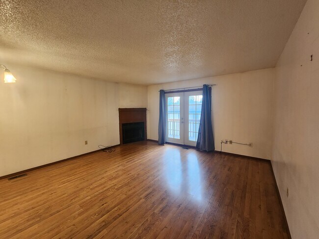 Foto del edificio - 7431 Woburn Cir