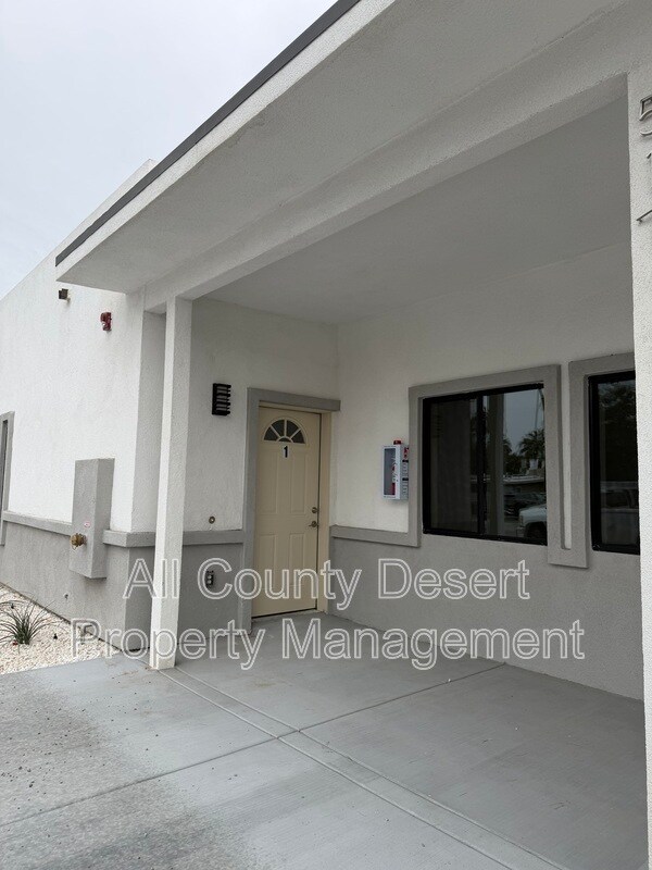 Foto del edificio - 517 S Mountain View Dr