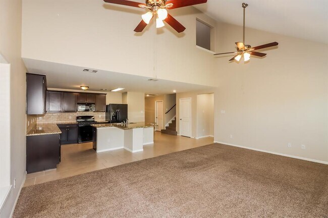 Foto del edificio - 29006 Innes Park Pl