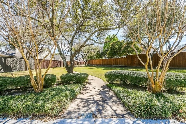 Building Photo - 4624 Orwell Dr