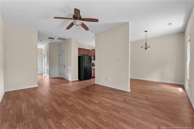 Building Photo - 127 Burgess Ln