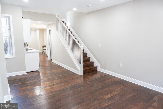 Building Photo - 2544 Turner St