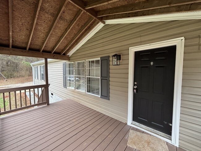 Building Photo - 1100 Big Sandy Creek Ln