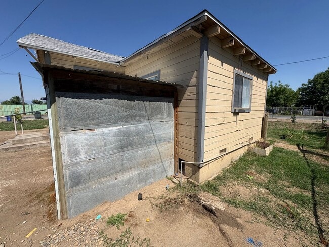 Building Photo - 4116