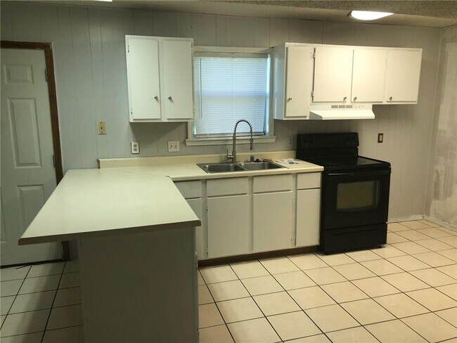 Foto del edificio - 1216 Highland Ave