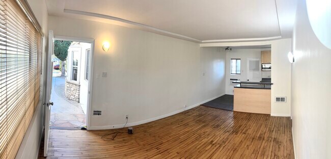 Foto del edificio - 8523 Pickford St