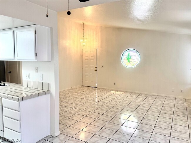 Foto del edificio - 5064 Jeffreys St