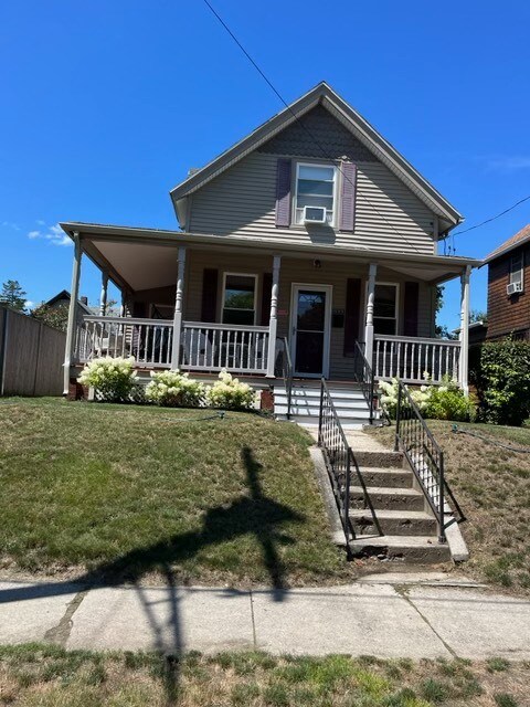 Foto del edificio - 1333 Narragansett Blvd