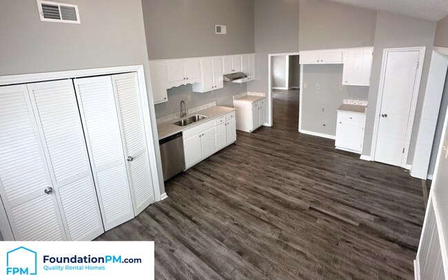 Building Photo - 8224 Timber Hill Trail
