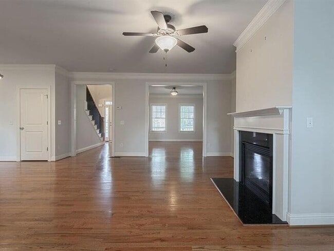 Building Photo - 2199 Collins Dr NW, Atlanta, GA, 30318