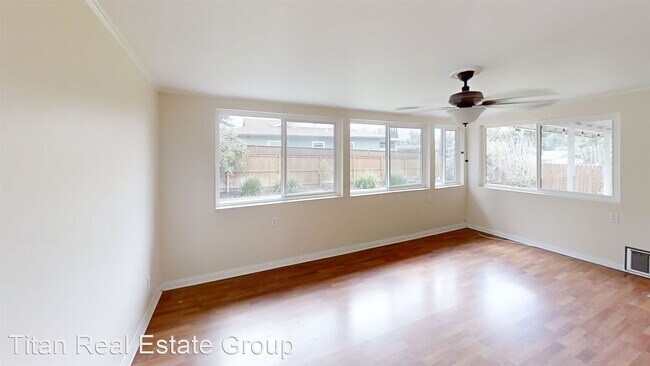 Building Photo - 3 br, 2 bath House - 34763 Date St