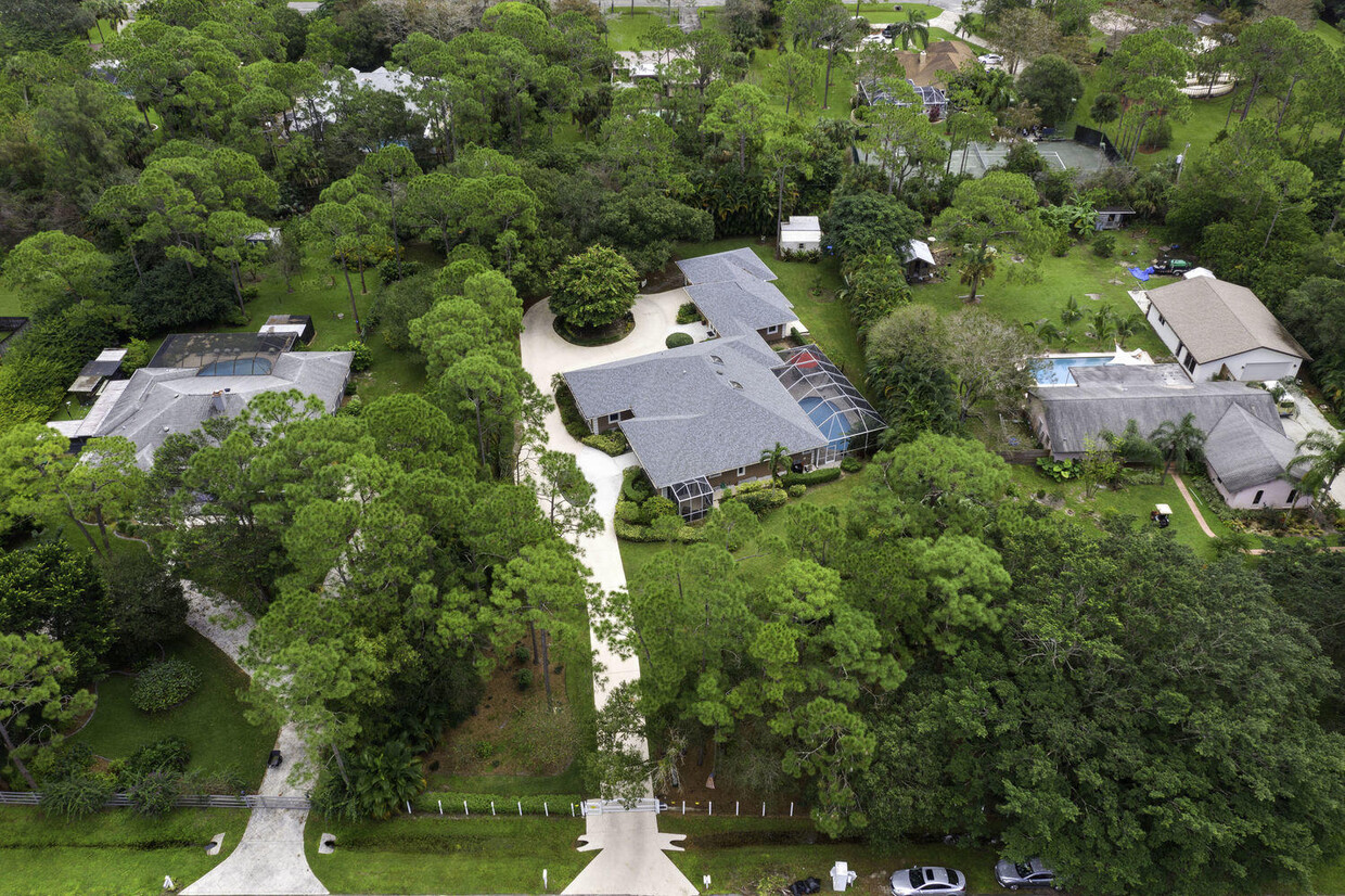 Foto principal - 17576 Bridle Ct